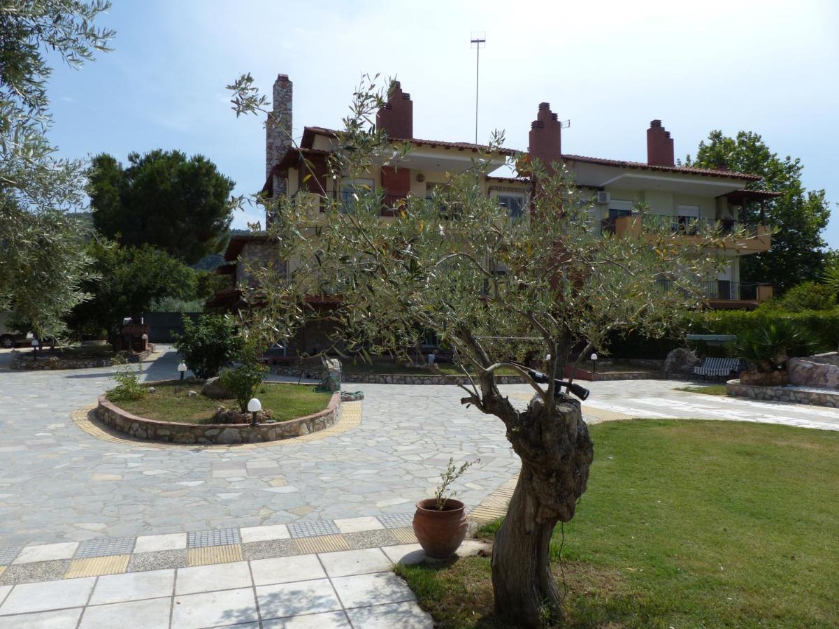 Makis Nest Apart-Hotel Vourvourou Exterior foto