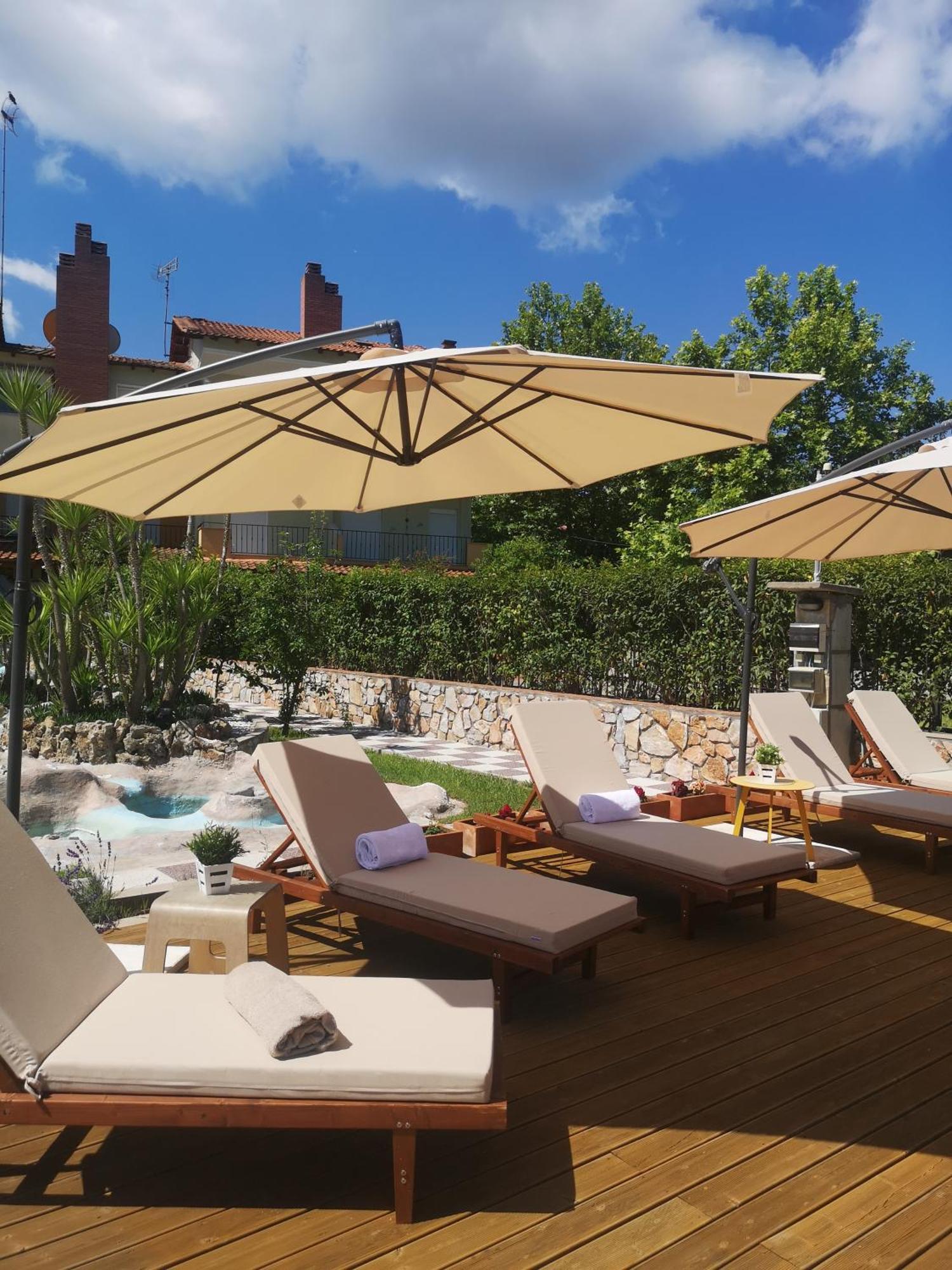 Makis Nest Apart-Hotel Vourvourou Exterior foto