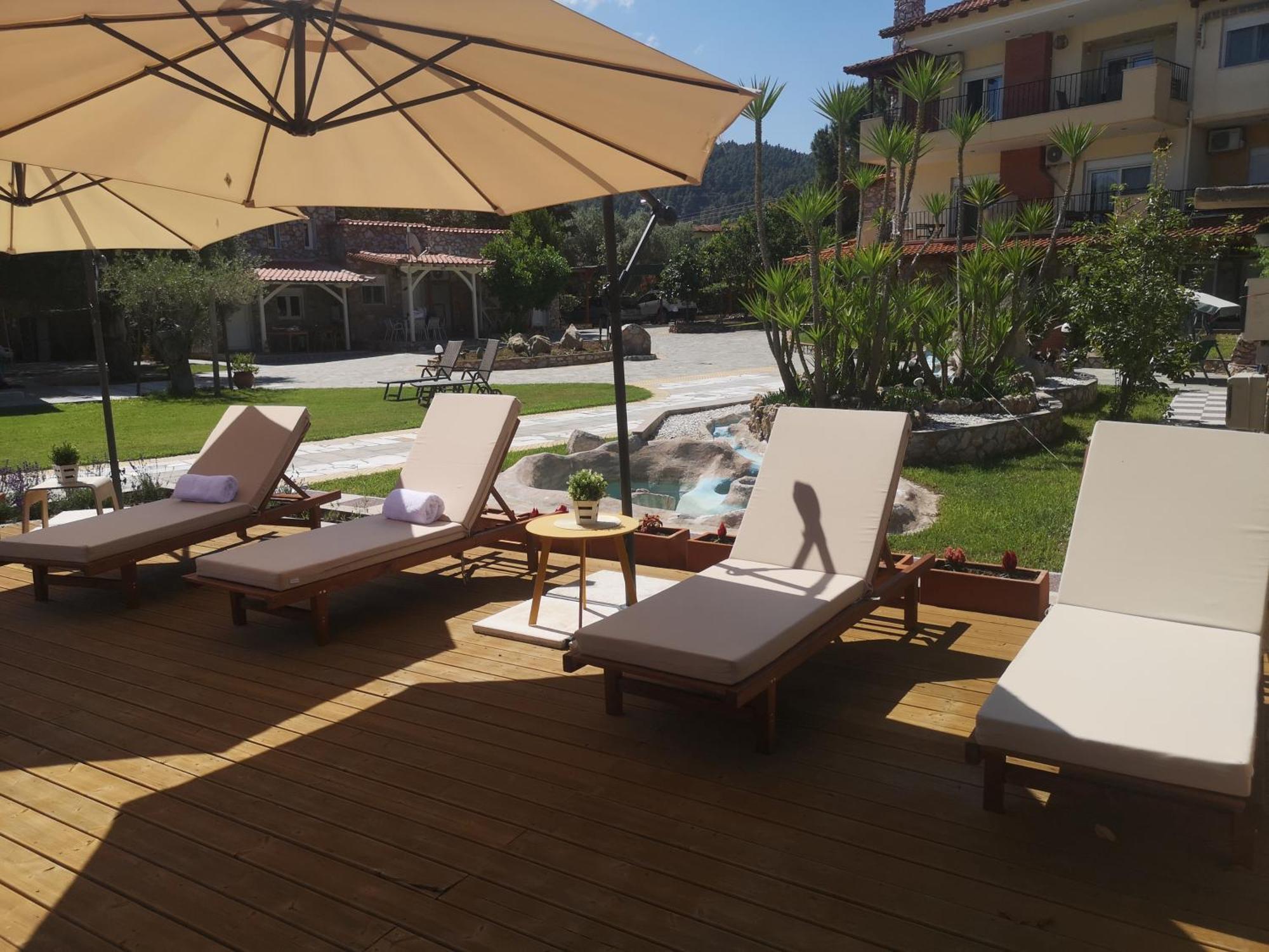 Makis Nest Apart-Hotel Vourvourou Exterior foto